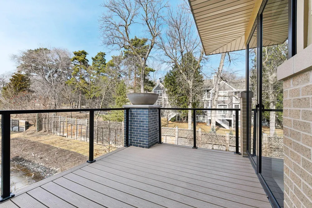 222 Ferndale Road S #208 Wayzata, MN 55391