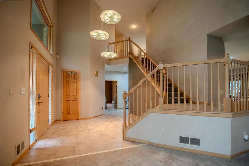 13856 Essex Trail Apple Valley, MN 55124