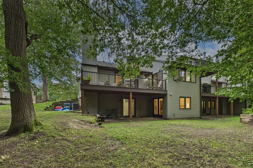 3680 Widgeon Way Eagan, MN 55123