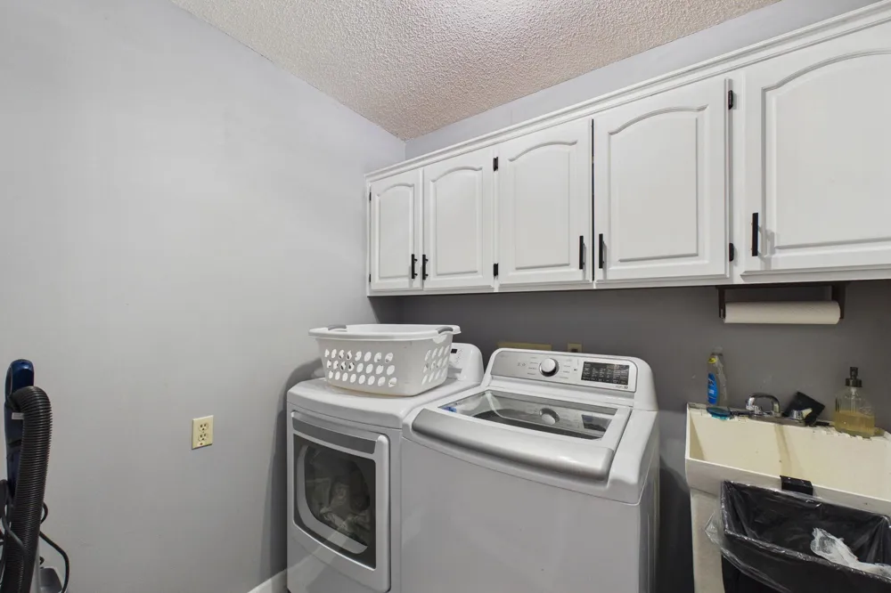 3680 Widgeon Way Eagan, MN 55123
