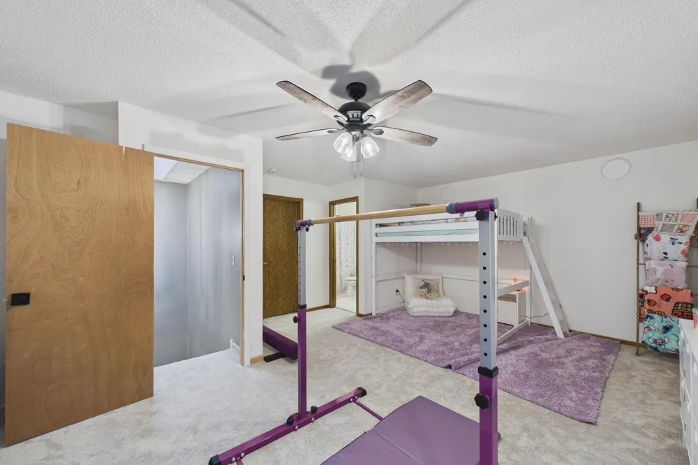 3680 Widgeon Way Eagan, MN 55123