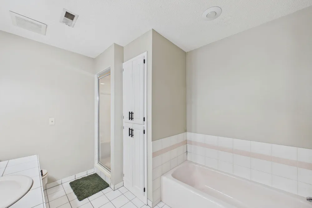 3680 Widgeon Way Eagan, MN 55123