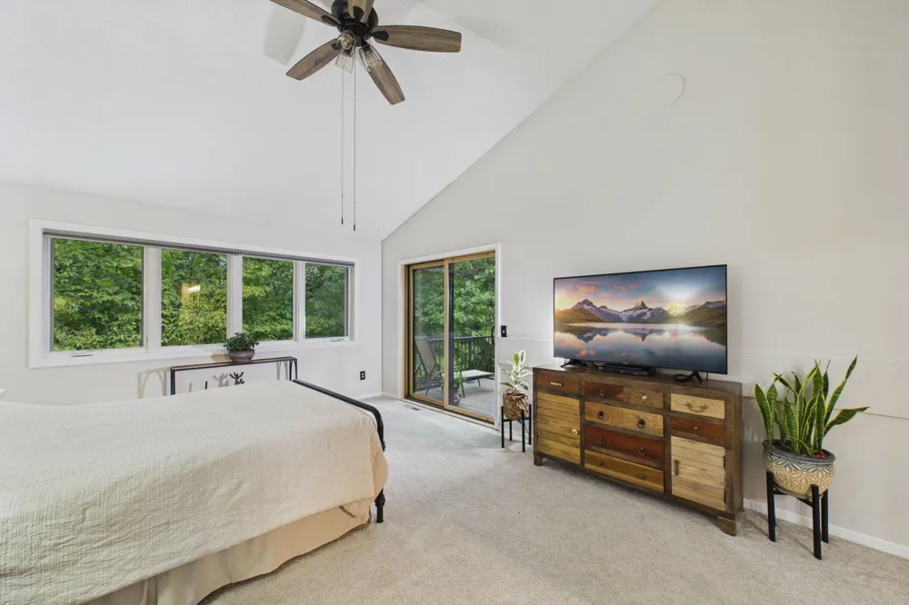 3680 Widgeon Way Eagan, MN 55123