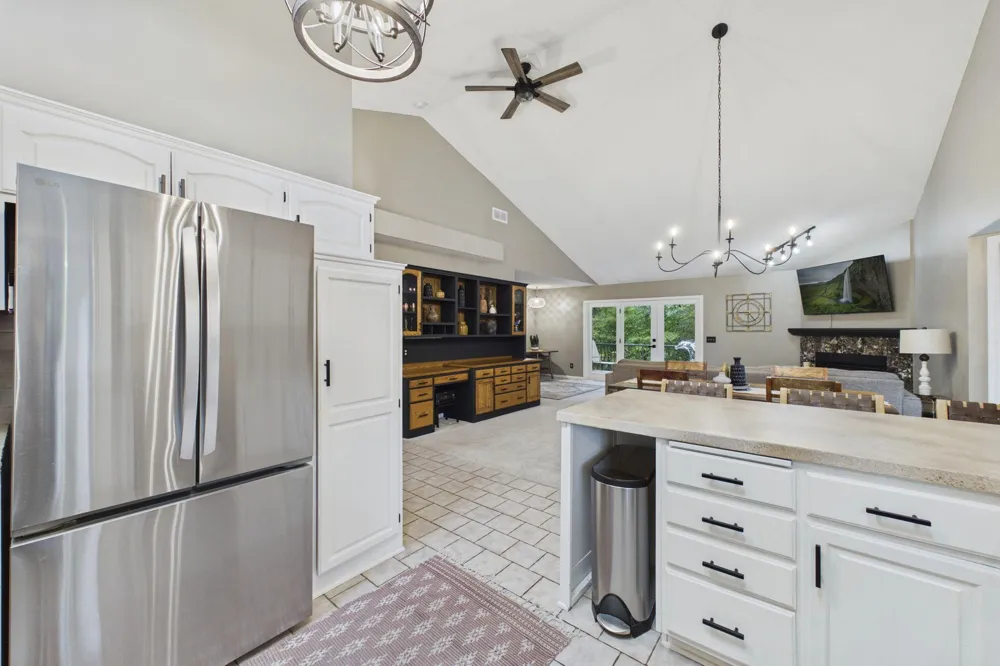 3680 Widgeon Way Eagan, MN 55123