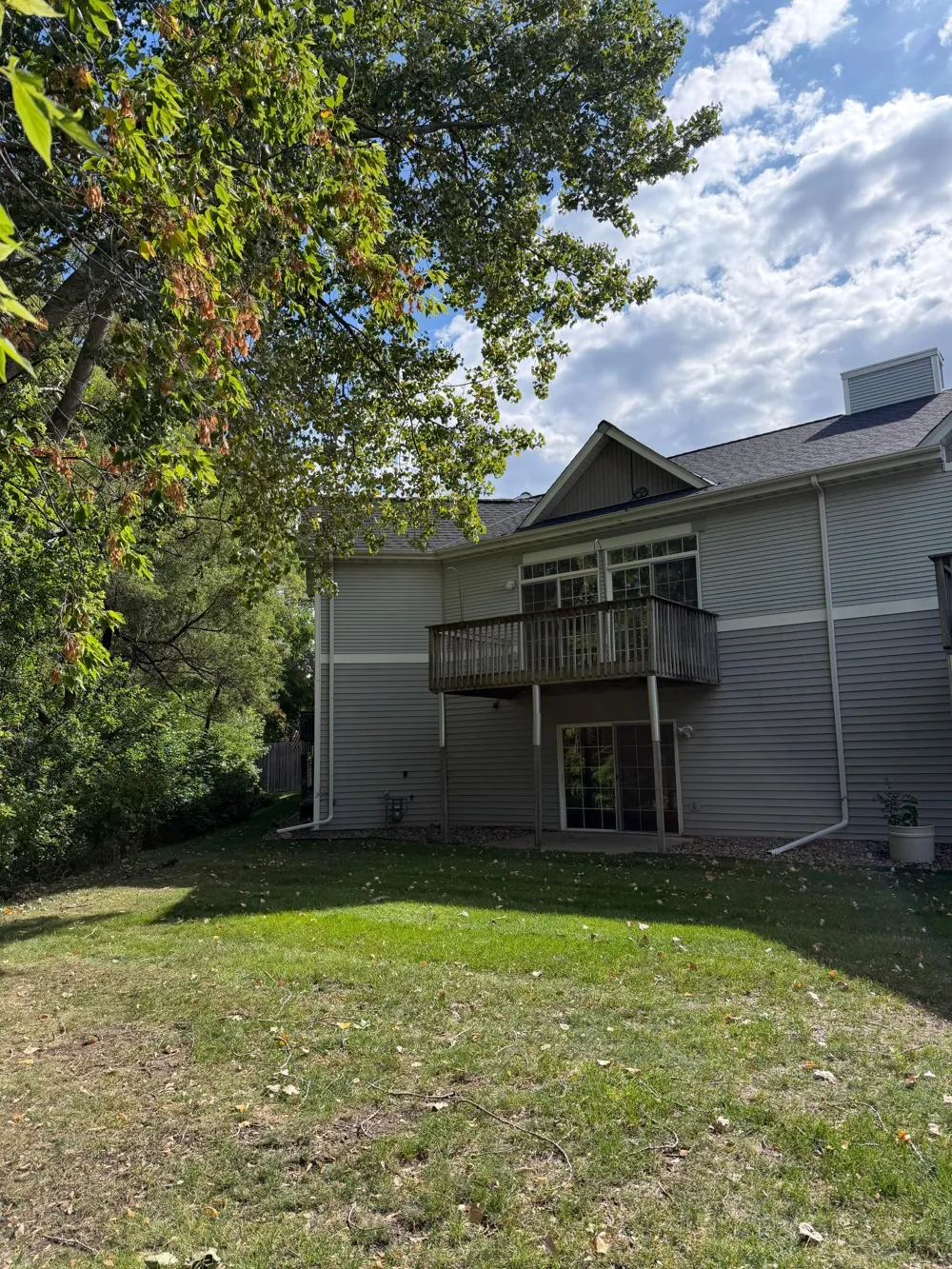 1932 Christensen Avenue West Saint Paul, MN 55118