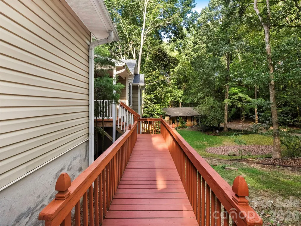 6238 King George Drive Charlotte, NC 28213