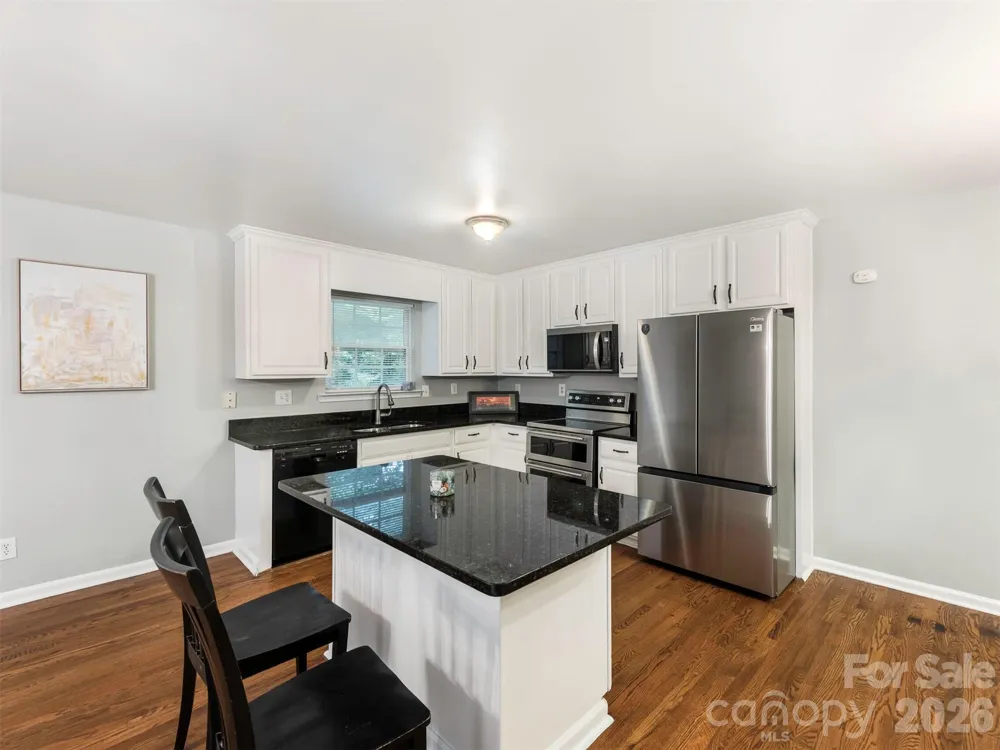 6238 King George Drive Charlotte, NC 28213