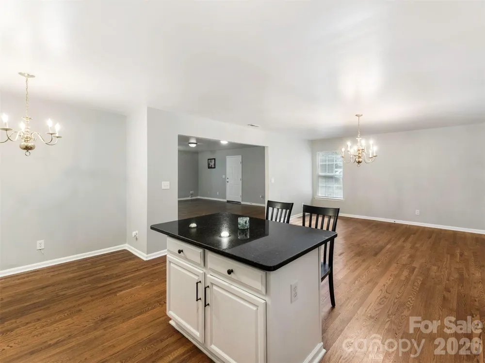 6238 King George Drive Charlotte, NC 28213