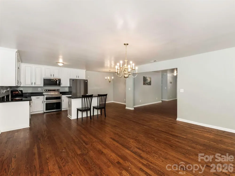 6238 King George Drive Charlotte, NC 28213