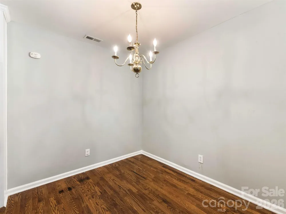 6238 King George Drive Charlotte, NC 28213