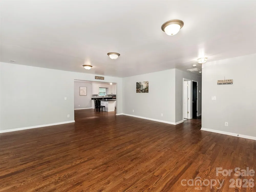 6238 King George Drive Charlotte, NC 28213