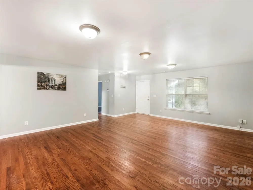 6238 King George Drive Charlotte, NC 28213
