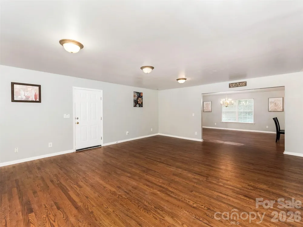 6238 King George Drive Charlotte, NC 28213