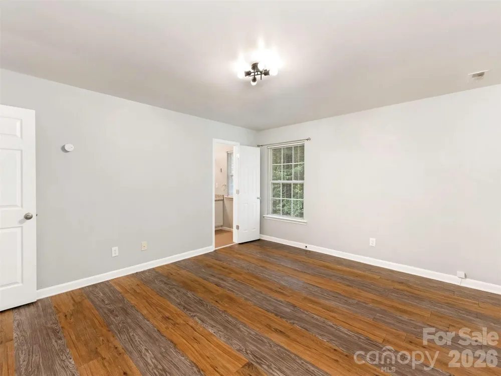 6238 King George Drive Charlotte, NC 28213