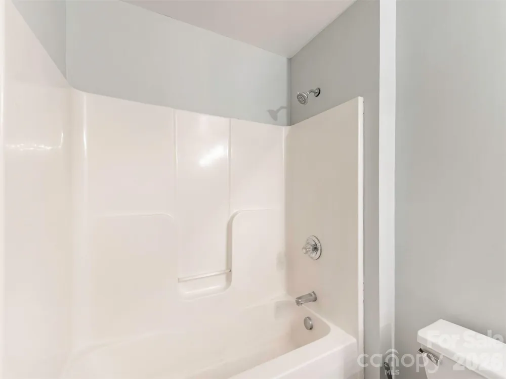 6238 King George Drive Charlotte, NC 28213