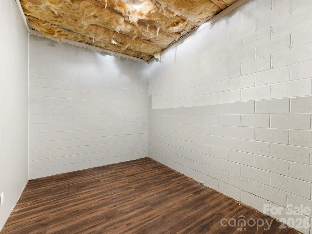 6238 King George Drive Charlotte, NC 28213