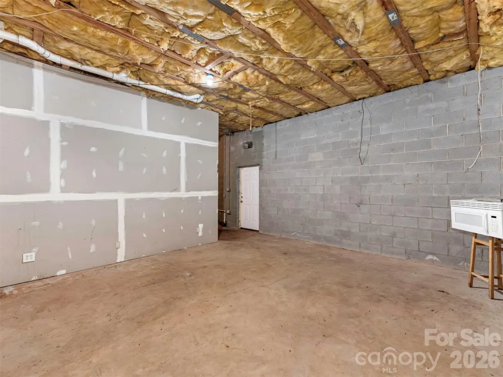 6238 King George Drive Charlotte, NC 28213