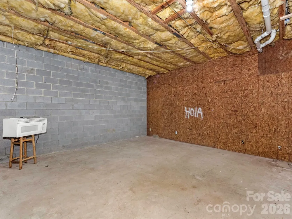 6238 King George Drive Charlotte, NC 28213