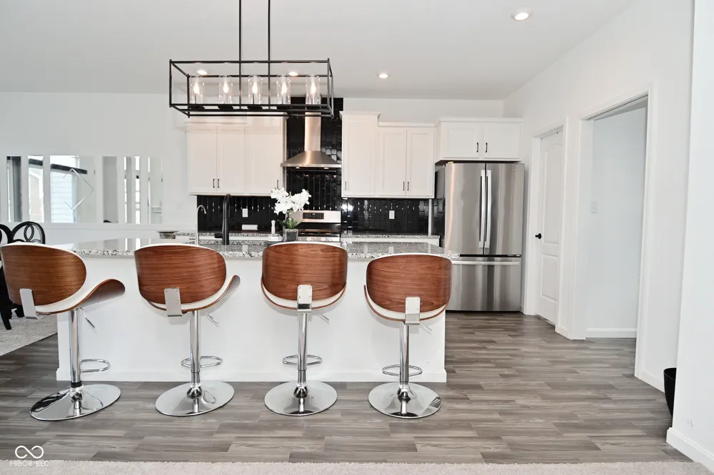 9928 Deep Royal Way Indianapolis, IN 46239