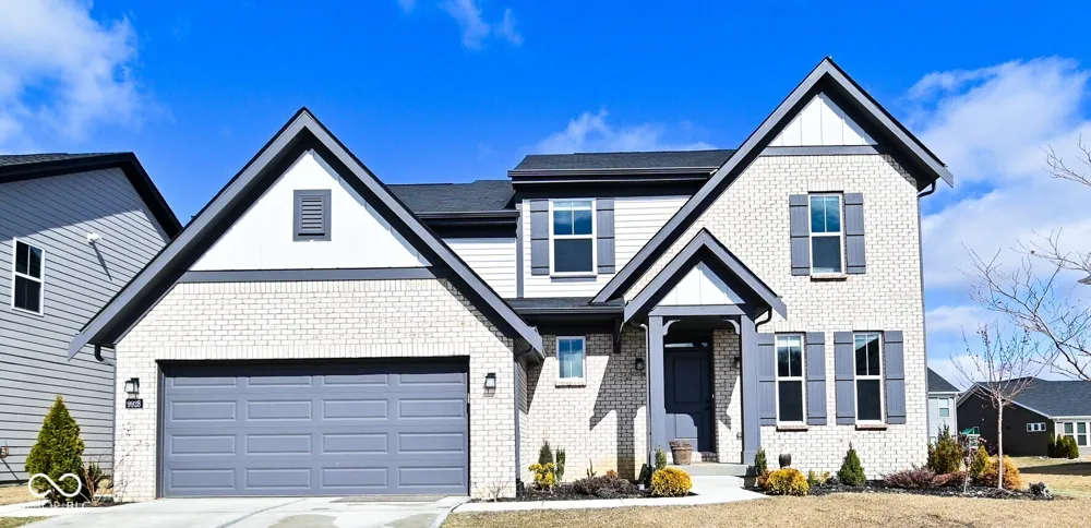 9928 Deep Royal Way Indianapolis, IN 46239