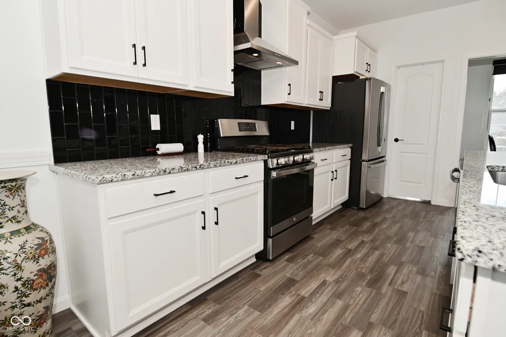9928 Deep Royal Way Indianapolis, IN 46239