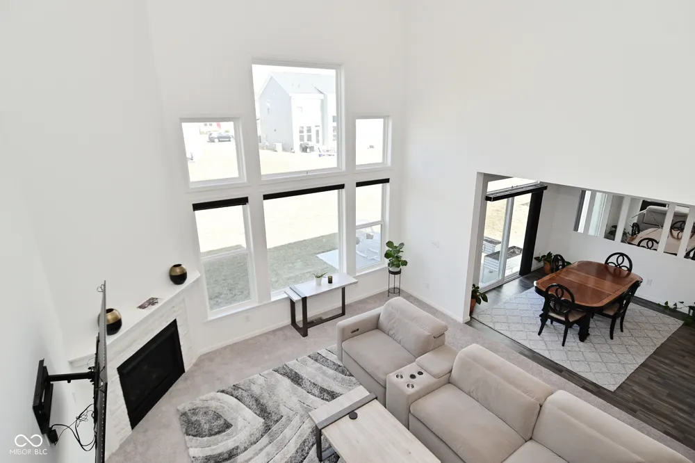 9928 Deep Royal Way Indianapolis, IN 46239
