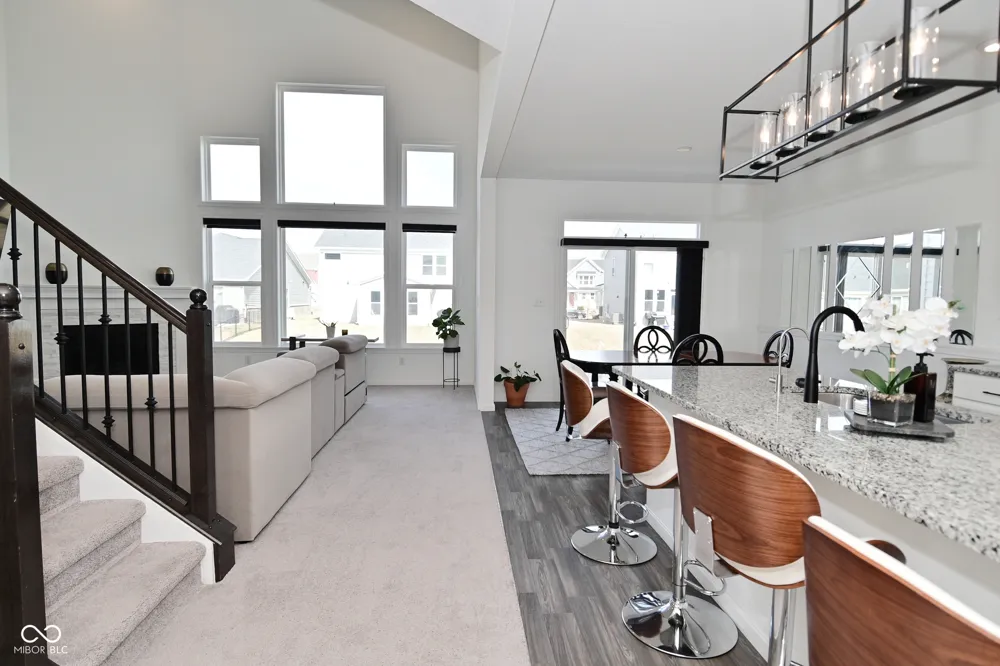 9928 Deep Royal Way Indianapolis, IN 46239