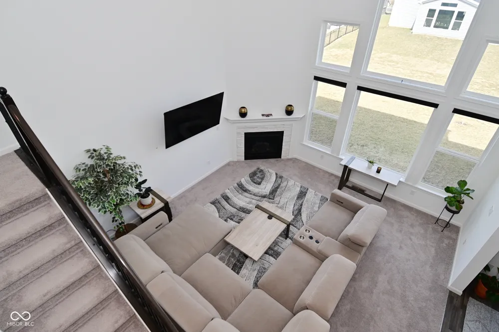 9928 Deep Royal Way Indianapolis, IN 46239