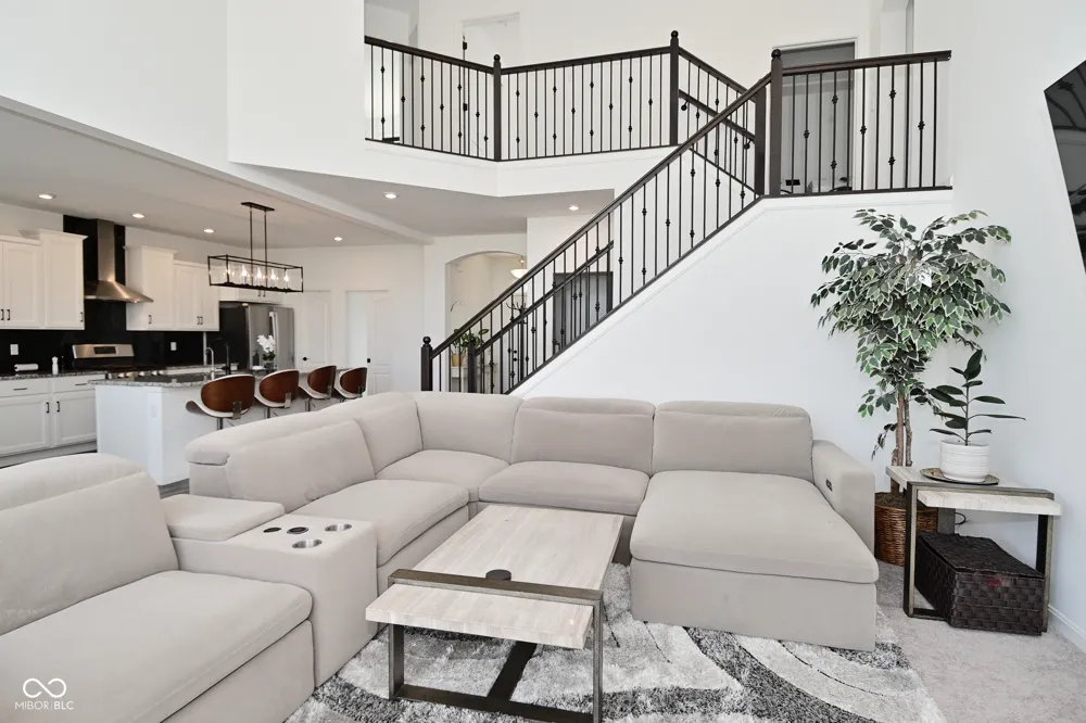 9928 Deep Royal Way Indianapolis, IN 46239
