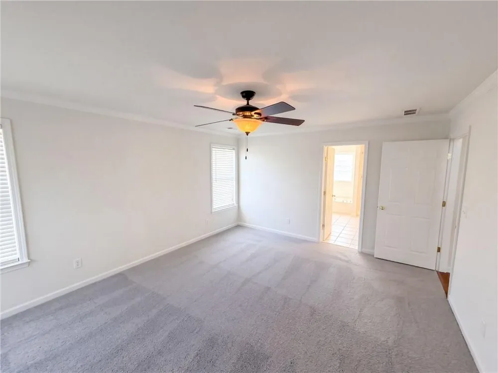 12 Columns Way Newnan, GA 30265