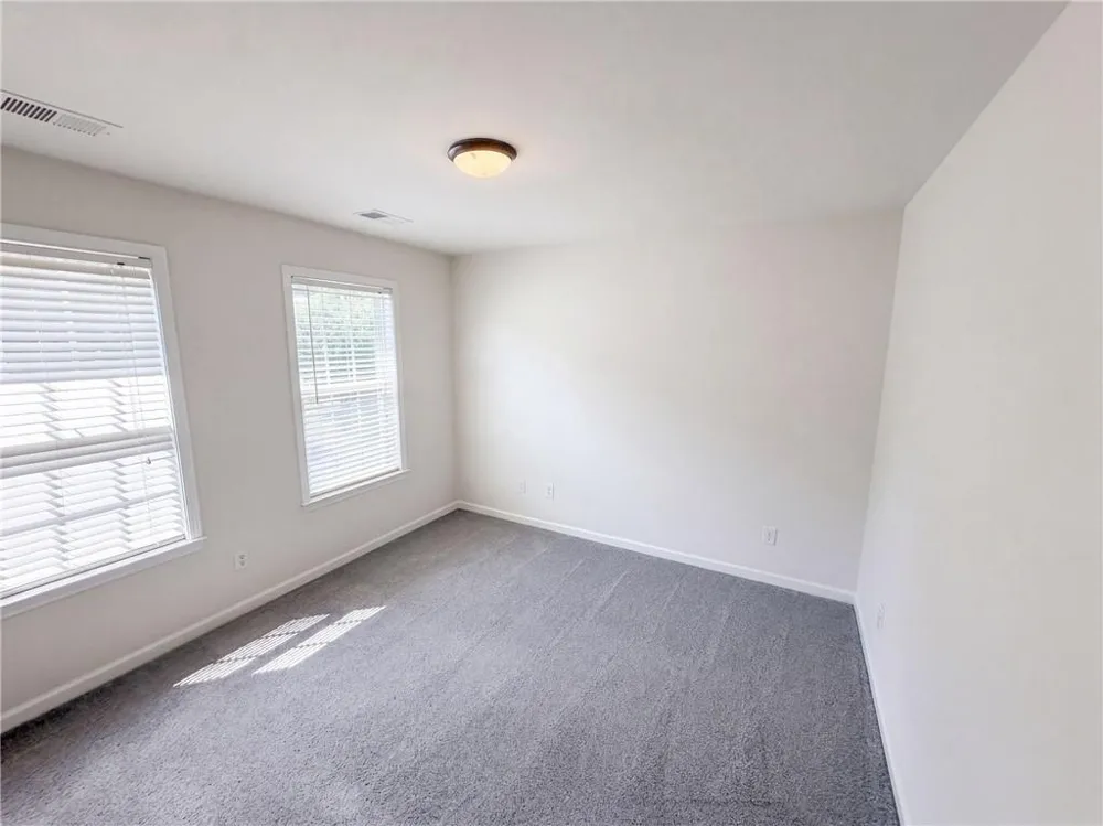 12 Columns Way Newnan, GA 30265