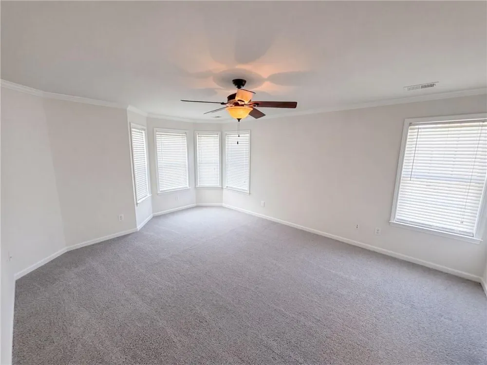 12 Columns Way Newnan, GA 30265