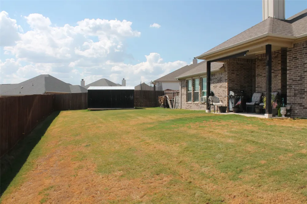 4011 Gallivant Drive Granbury, TX 76049