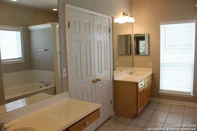 25160 TOUTANT BEAUREGARD RD San Antonio, TX 78255