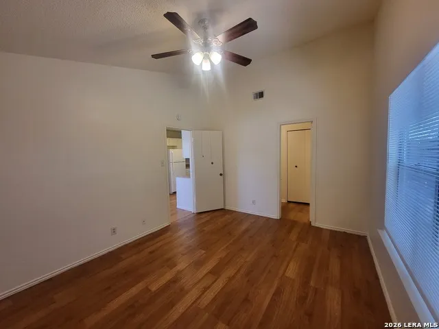 8907 EMERALD SPG San Antonio, TX 78250