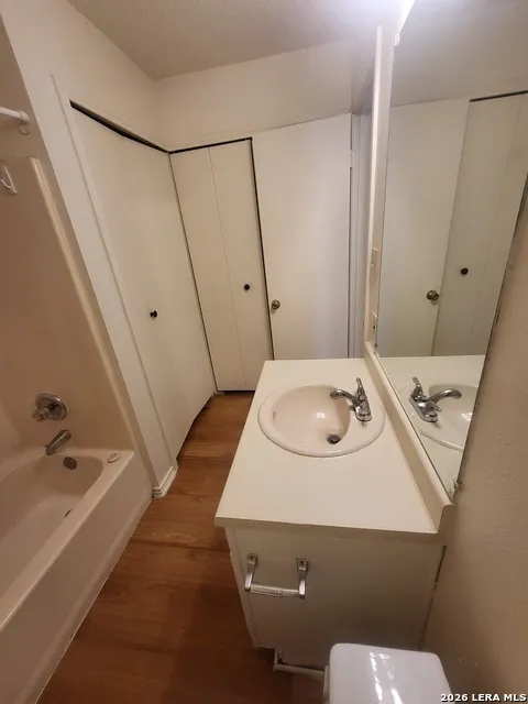 8907 EMERALD SPG San Antonio, TX 78250