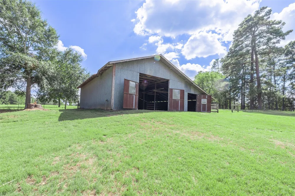 1977 County Road 813 Nacogdoches, TX 75964