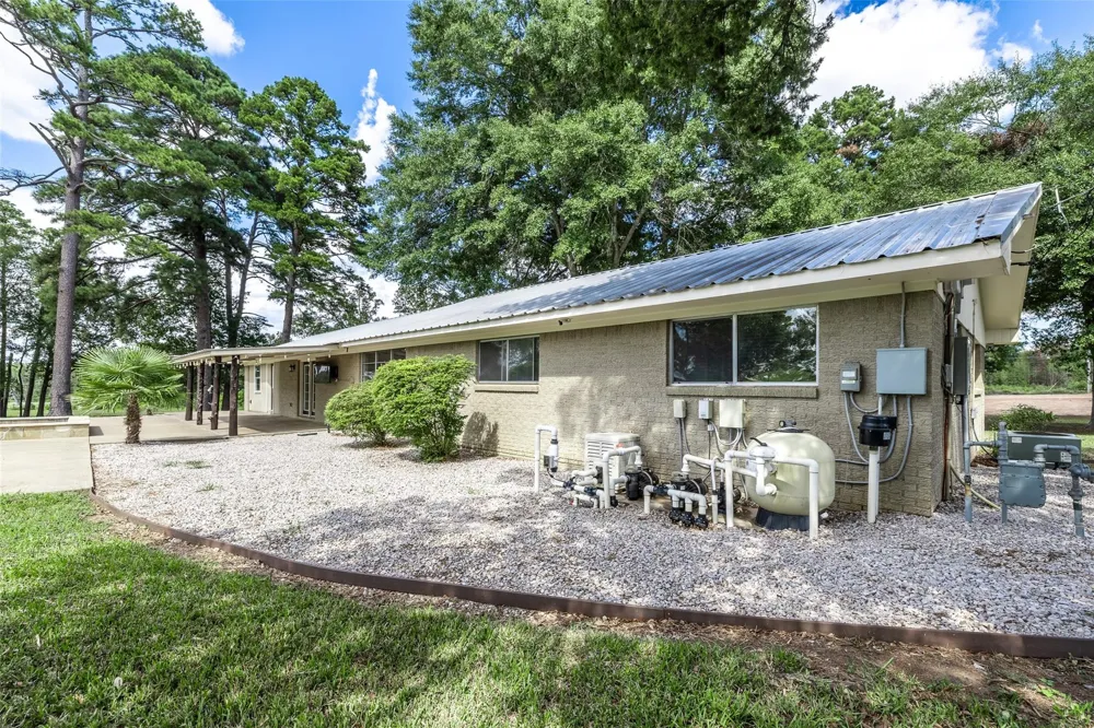 1977 County Road 813 Nacogdoches, TX 75964