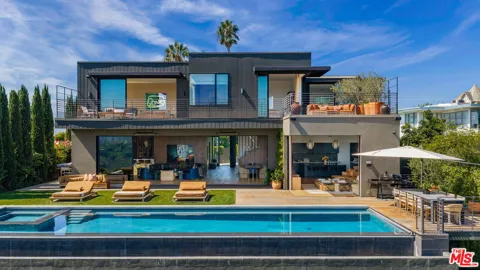 1030 Somera Road