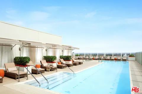 1221 W OCEAN AVENUE