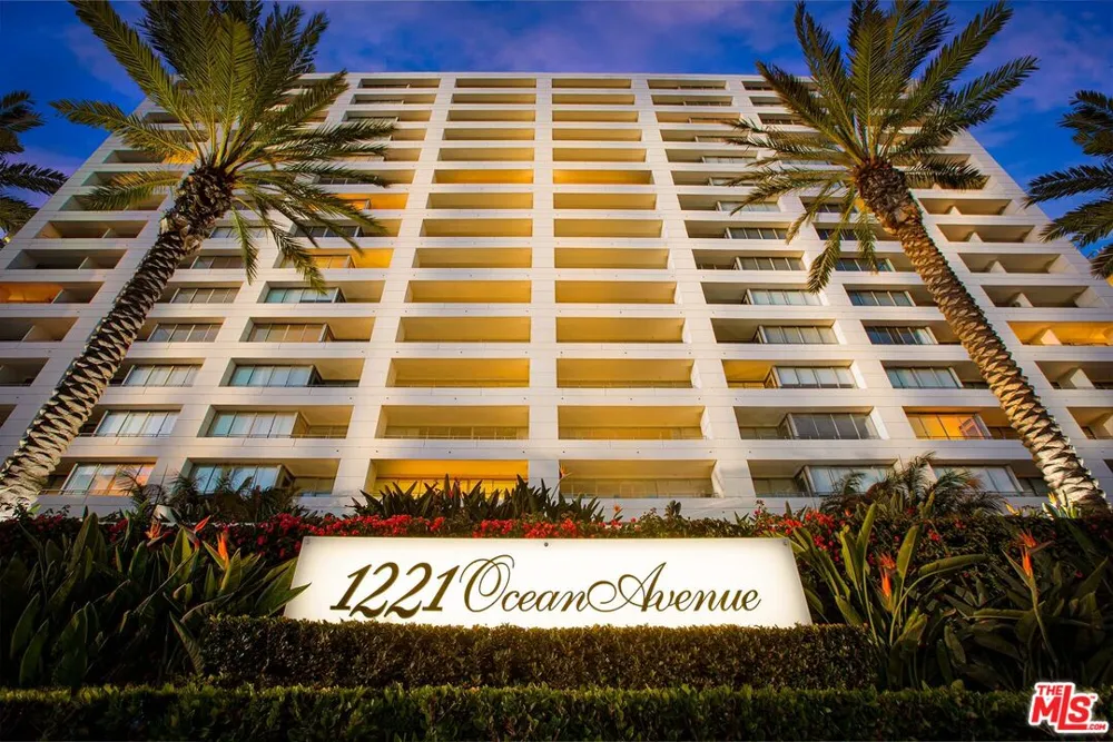 1221 W OCEAN AVENUE Santa Monica, CA 90401