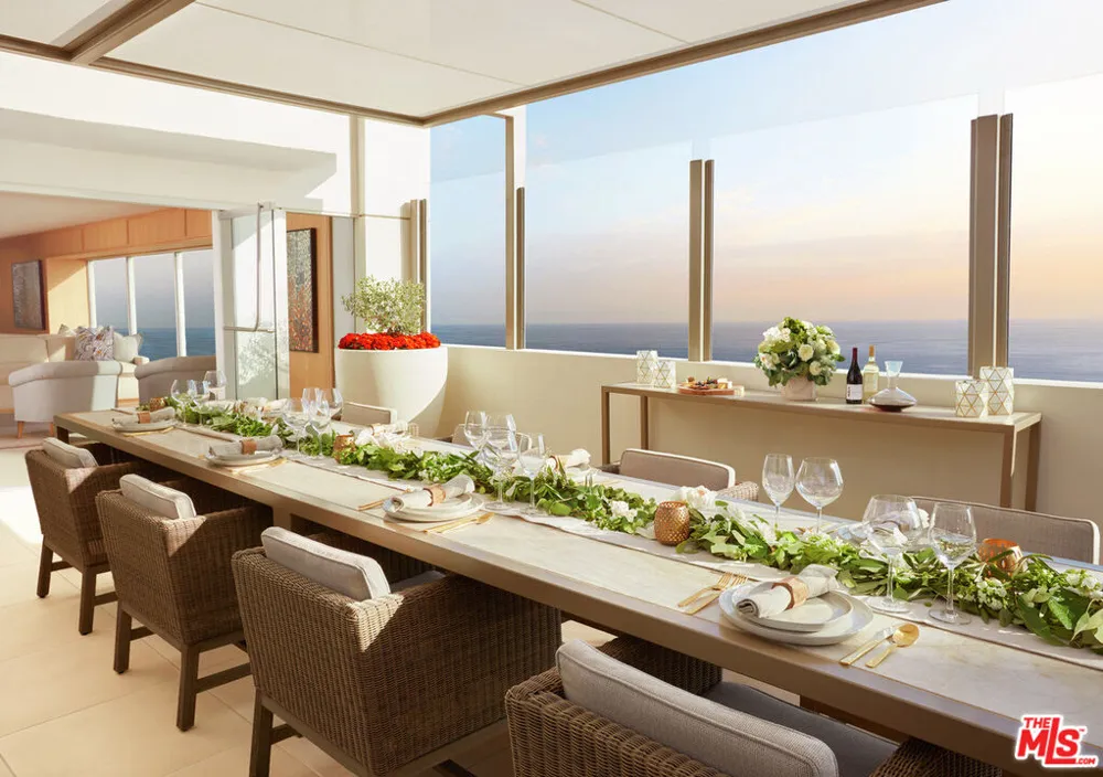 1221 W OCEAN AVENUE Santa Monica, CA 90401