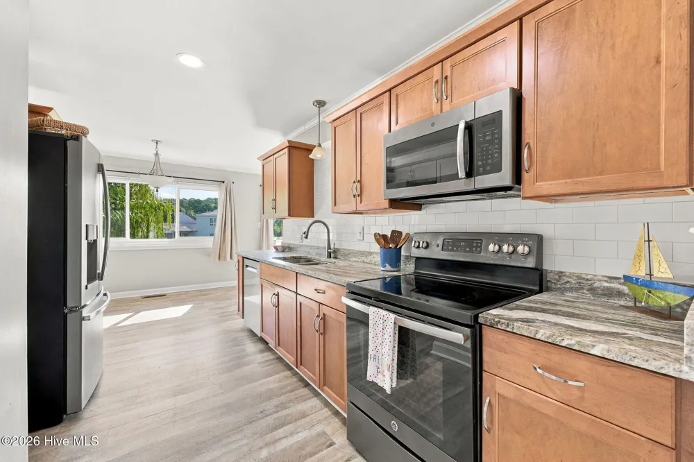 315 Holly Lane Newport, NC 28570