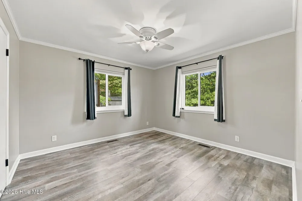 315 Holly Lane Newport, NC 28570