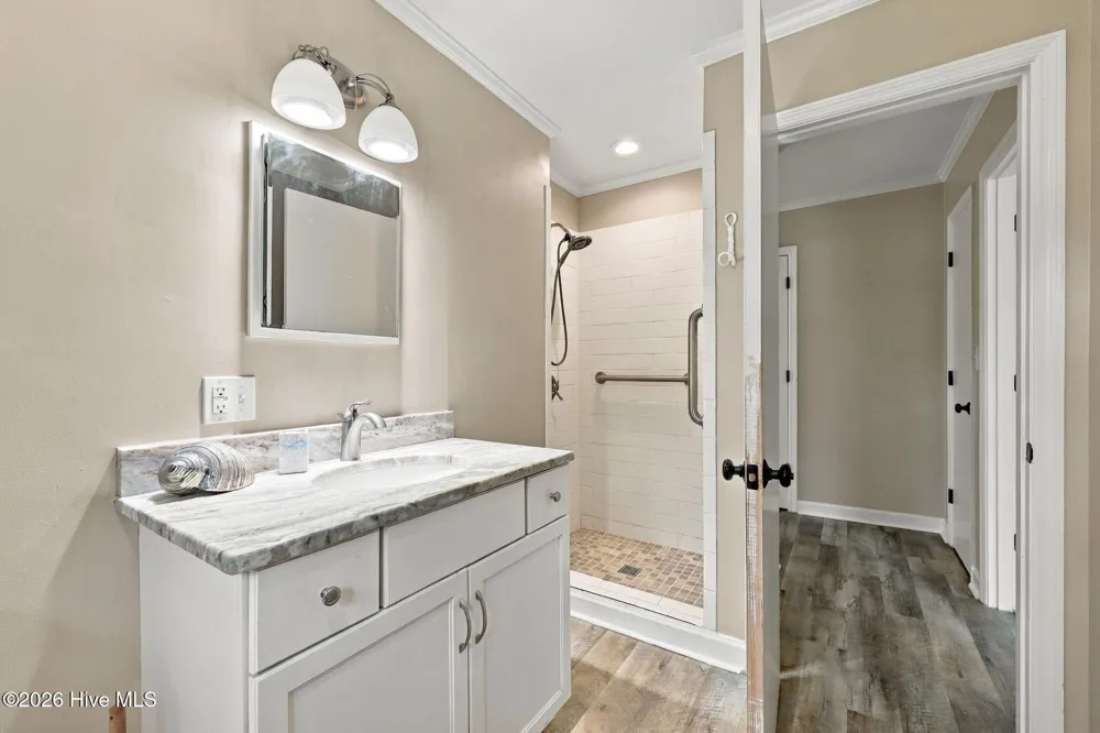 315 Holly Lane Newport, NC 28570