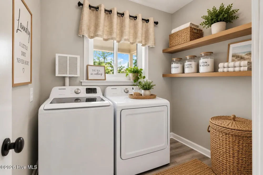 315 Holly Lane Newport, NC 28570