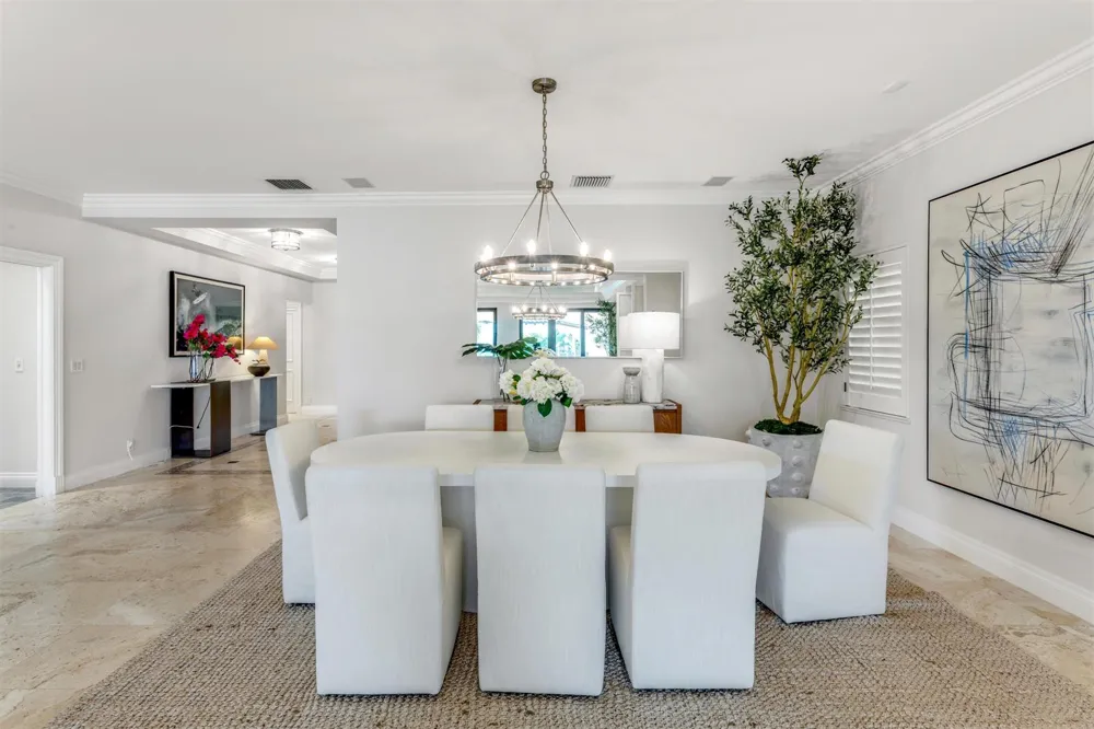 5833 OCEAN BOULEVARD #D2 Ocean Ridge, FL 33435