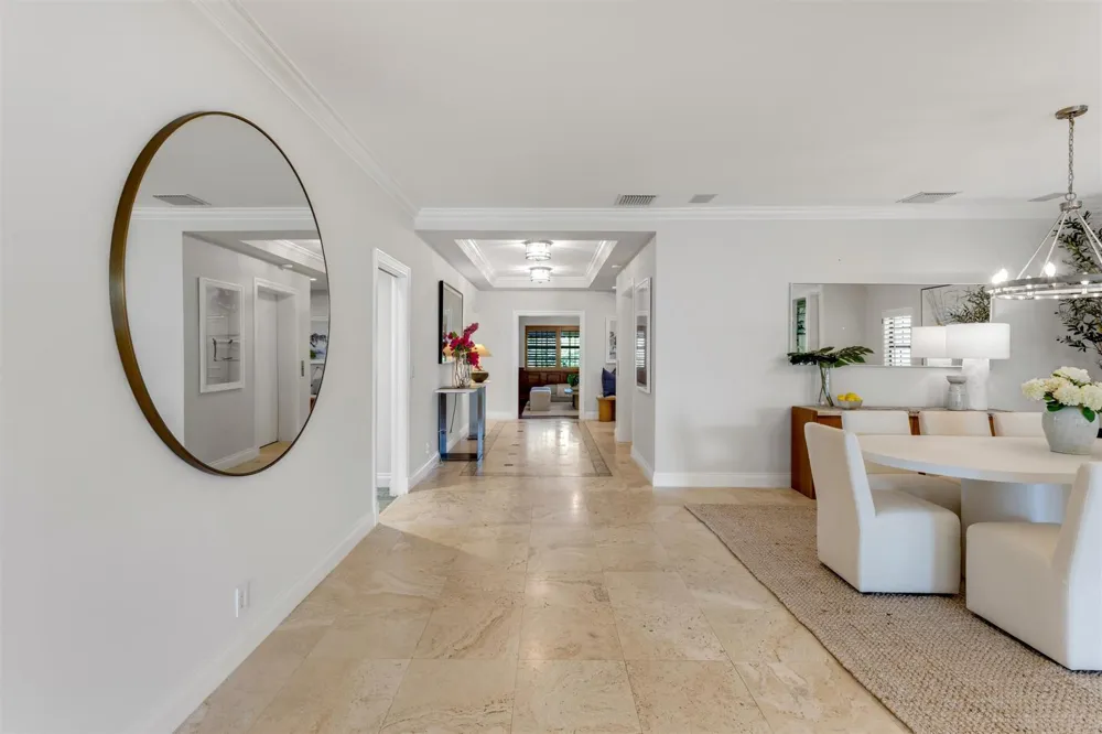 5833 OCEAN BOULEVARD #D2 Ocean Ridge, FL 33435