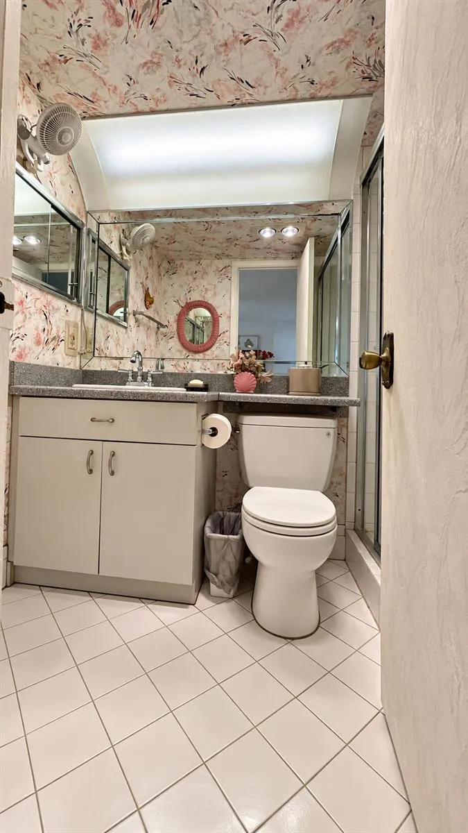 2154 CAMBRIDGE G Deerfield Beach, FL 33442