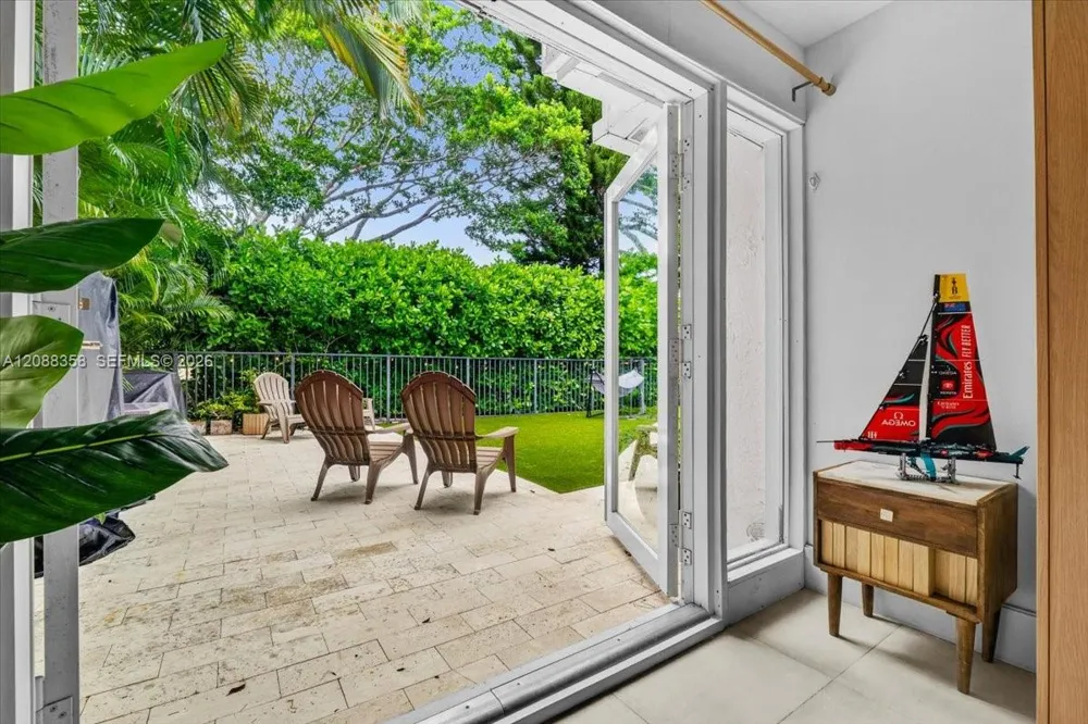 7540 Deuce Ln Lake Worth, FL 33467